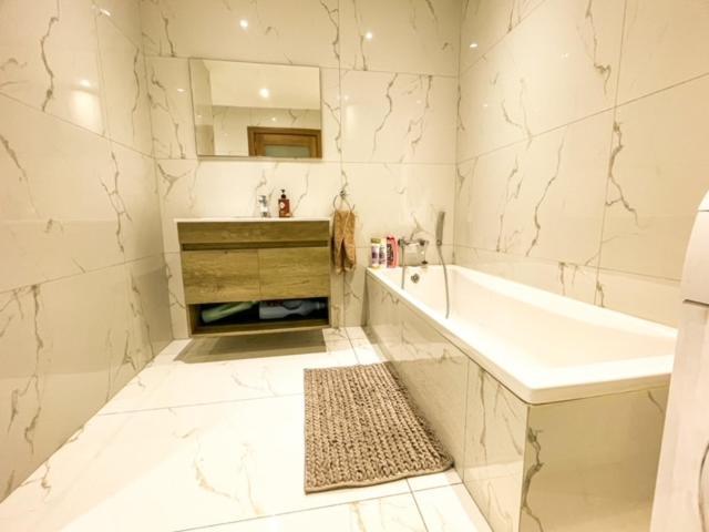Sliema Jacuzzi Flat Exterior foto